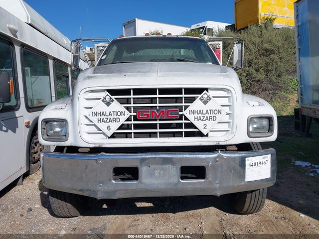 44019467 :رقم المزاد ، 1GDJ6H1B9YJ510141 vin ، 2000 Gmc Tc6h042 مزاد بيع