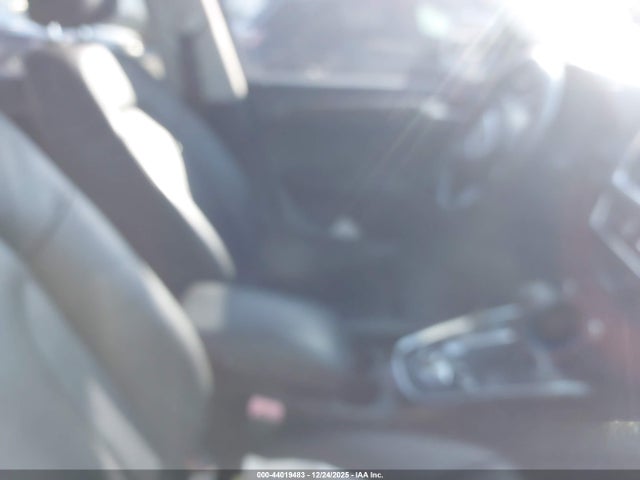 2013 AUDI Q5 HYBRID WA1C8AFP0DA042193 Photo 4