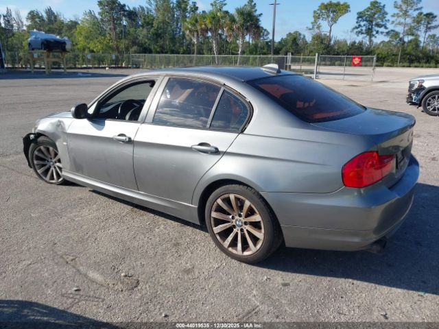 2011 BMW 328I WBAPH7G53BNM56837 Photo 2