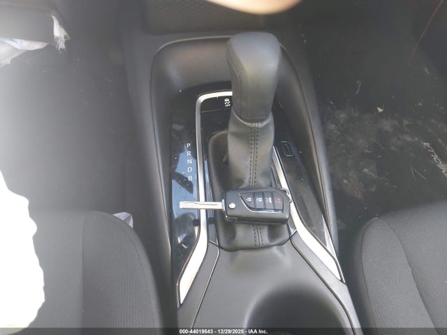 5YFB4MDE4RP175848 Toyota COROLLA LE