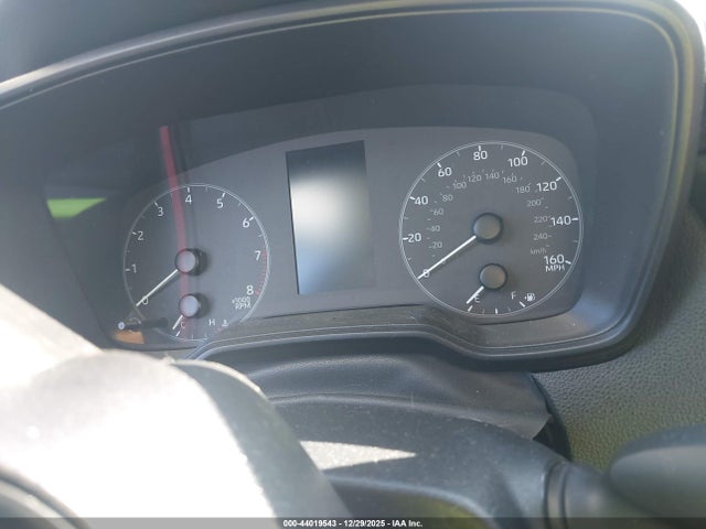 5YFB4MDE4RP175848 Toyota COROLLA LE