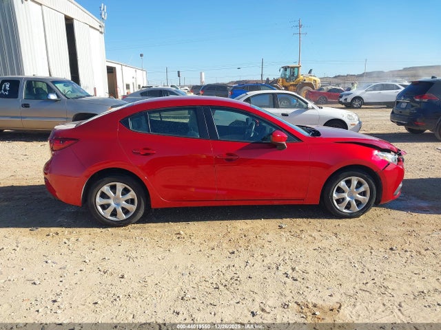 3MZBM1U75FM231148 Mazda Mazda3 I Sport