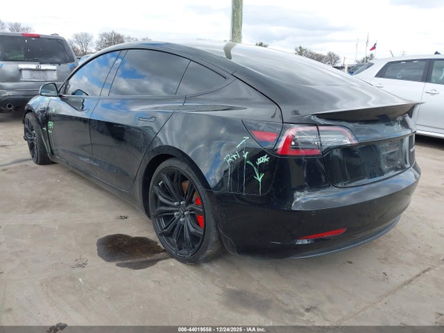 2018 TESLA MODEL 3 5YJ3E1EB8JF078723 Photo 2