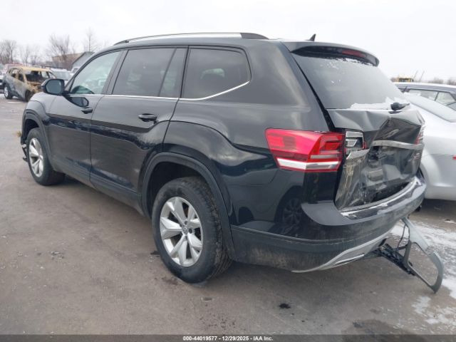 2019 VOLKSWAGEN ATLAS 1V2LR2CA7KC562898 Photo 2
