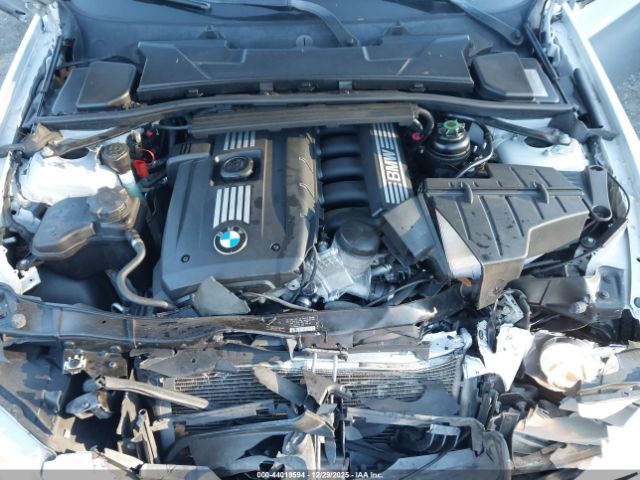 2011 BMW 328I WBAPH7C54BE675747 Photo 9