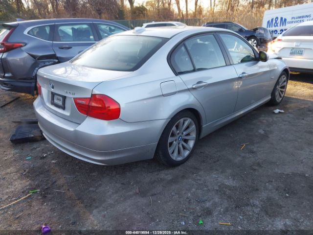 2011 BMW 328I WBAPH7C54BE675747 Photo 3