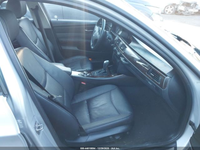 2011 BMW 328I WBAPH7C54BE675747 Photo 4