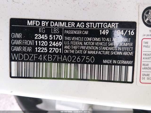 2017 MERCEDES-BENZ E 300 WDDZF4KB7HA026750 Photo 8