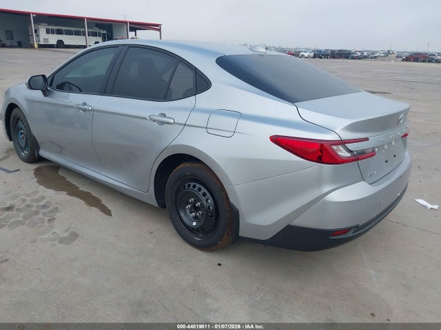 Toyota CAMRY LE 2026 4T1DAACK7TU669876 Image 3