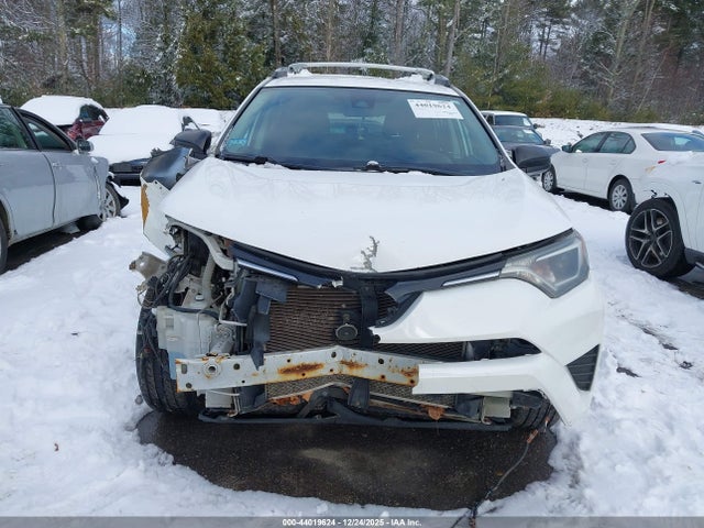 Toyota RAV4 LE 2017 2T3BFREV9HW567296 Image 12