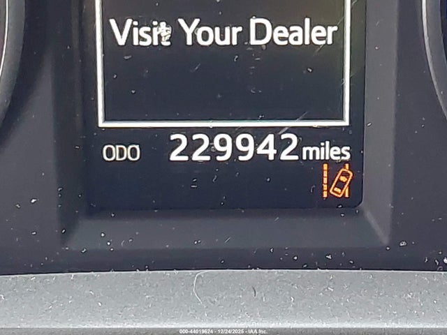 Toyota RAV4 LE 2017 2T3BFREV9HW567296 Image 15