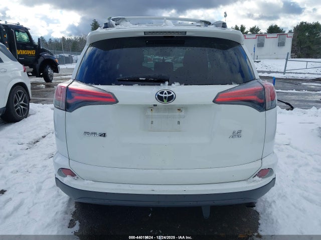 Toyota RAV4 LE 2017 2T3BFREV9HW567296 Image 16