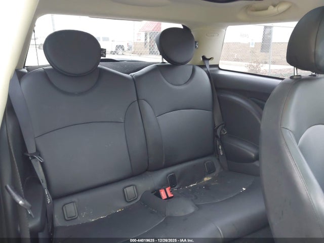 2011 MINI COOPER S WMWSV3C54BTY14282 Photo 7