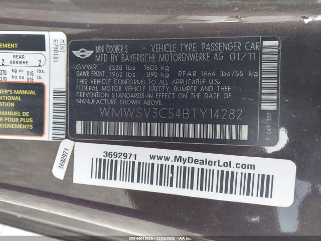 2011 MINI COOPER S WMWSV3C54BTY14282 Photo 8