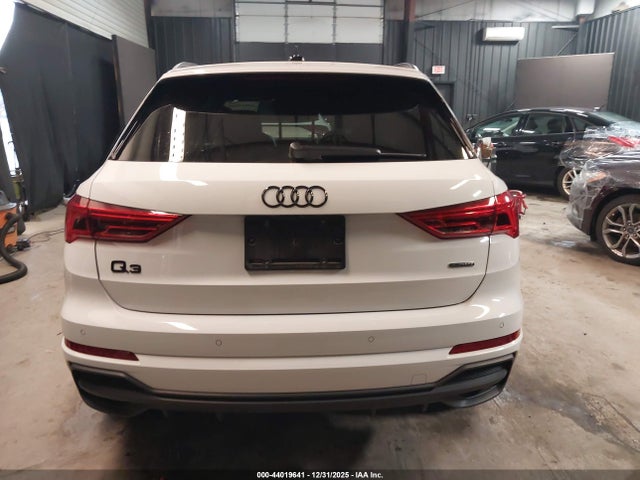 44019641 :رقم المزاد ، WA1DECF30R1034947 vin ، 2024 Audi Q3 Premium 45 Tfsi S Line Quattro Tiptronic مزاد بيع