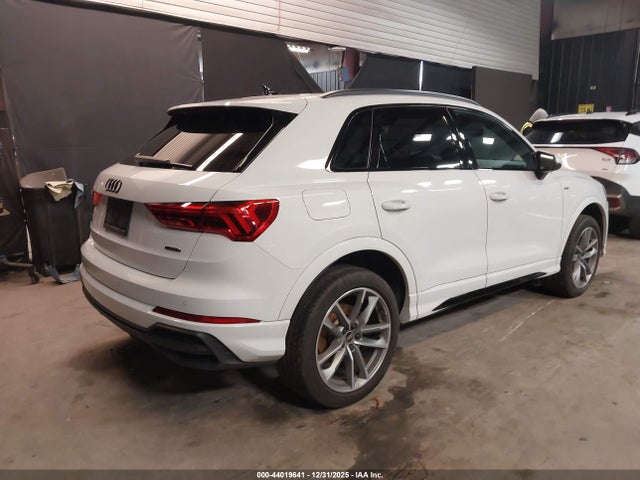 44019641 :رقم المزاد ، WA1DECF30R1034947 vin ، 2024 Audi Q3 Premium 45 Tfsi S Line Quattro Tiptronic مزاد بيع