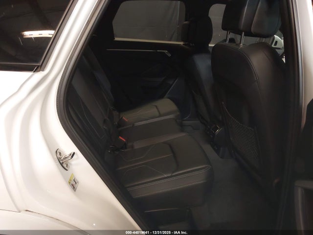 44019641 :رقم المزاد ، WA1DECF30R1034947 vin ، 2024 Audi Q3 Premium 45 Tfsi S Line Quattro Tiptronic مزاد بيع