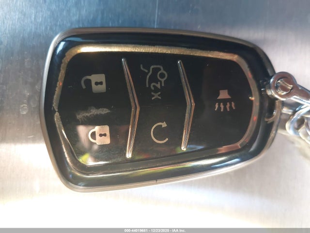 2017 CADILLAC XT5 1GYKNERSXHZ296349 Photo 10