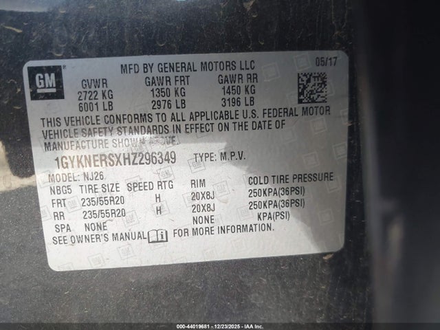 2017 CADILLAC XT5 1GYKNERSXHZ296349 Photo 8