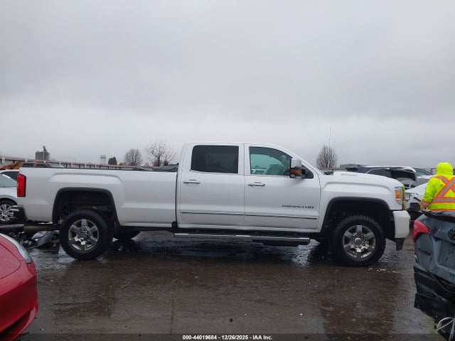 1GT42YEYXJF219829 GMC Sierra 3500hd Denali