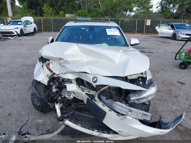 44019751 :رقم المزاد ، WBA3B3C55EJ980484 vin ، 2014 Bmw 328i Xdrive مزاد بيع