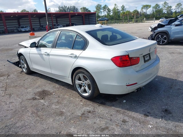 44019751 :رقم المزاد ، WBA3B3C55EJ980484 vin ، 2014 Bmw 328i Xdrive مزاد بيع