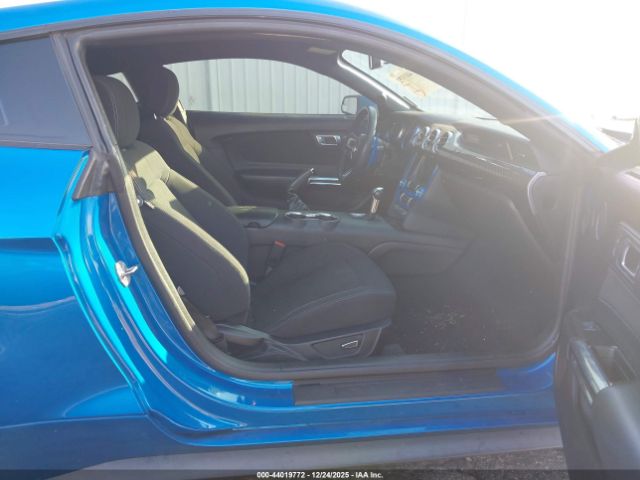 2019 FORD MUSTANG 1FA6P8TH4K5157032 Photo 4