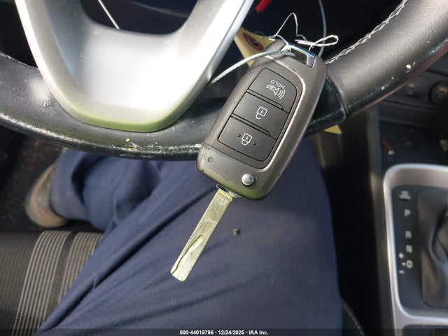 2021 HYUNDAI VENUE KMHRC8A31MU108546 Photo 10