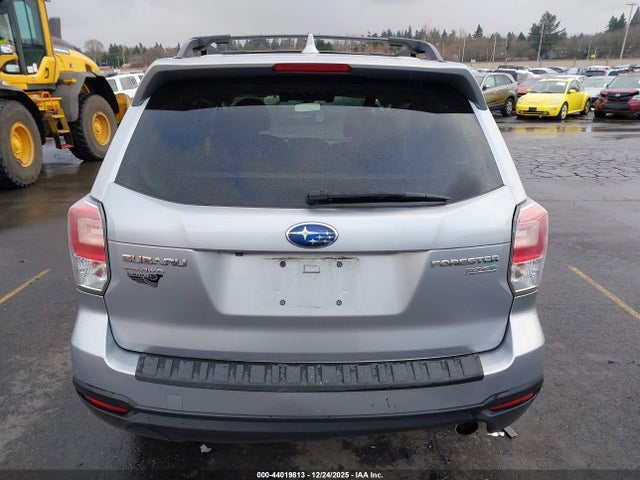 Subaru Forester 2.5i Premium 2017 JF2SJAGC6HH573494 Image 17