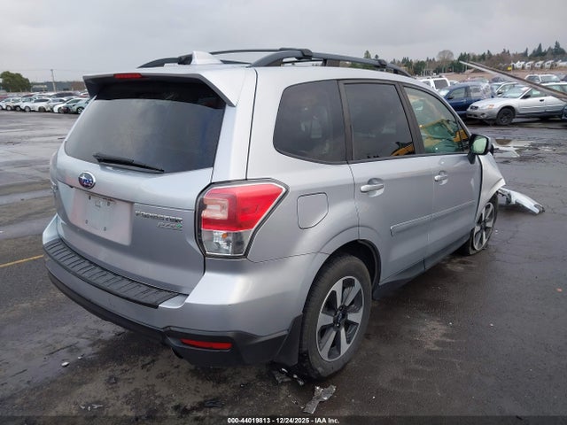 Subaru Forester 2.5i Premium 2017 JF2SJAGC6HH573494 Image 4