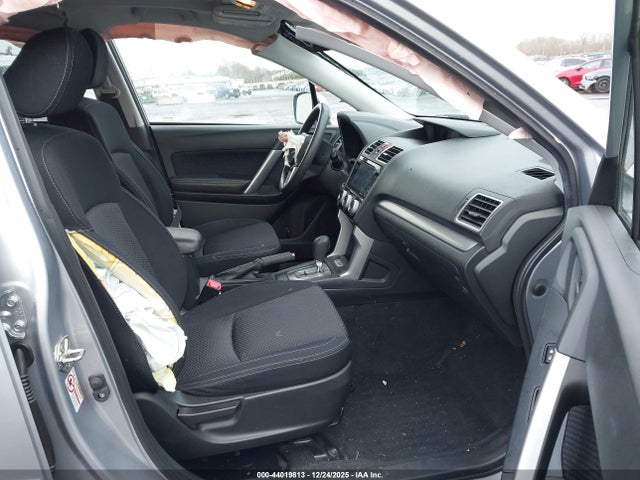 Subaru Forester 2.5i Premium 2017 JF2SJAGC6HH573494 Image 5