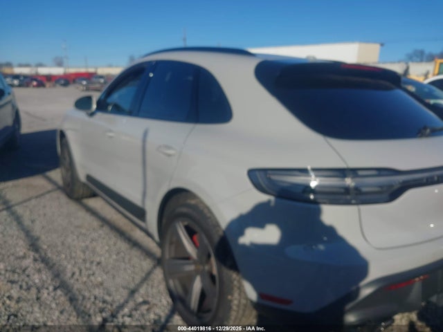 2024 PORSCHE MACAN WP1AG2A5XRLB36684 Photo 2