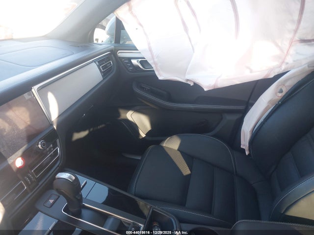 2024 PORSCHE MACAN WP1AG2A5XRLB36684 Photo 4