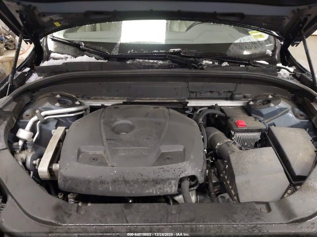 2020 VOLVO XC60 YV4102RK7L1522009 Photo 9