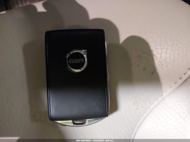 2020 VOLVO XC60 YV4102RK7L1522009 Photo 10