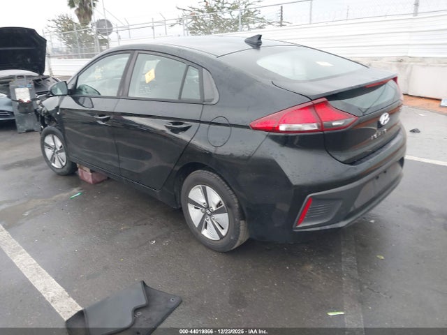 KMHC65LC6HU038881 Hyundai Ioniq Hybrid Blue