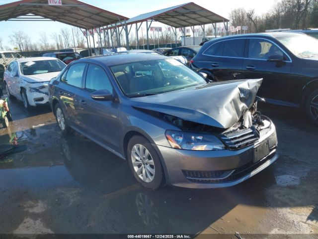 2012 VOLKSWAGEN PASSAT 1VWAP7A38CC061856