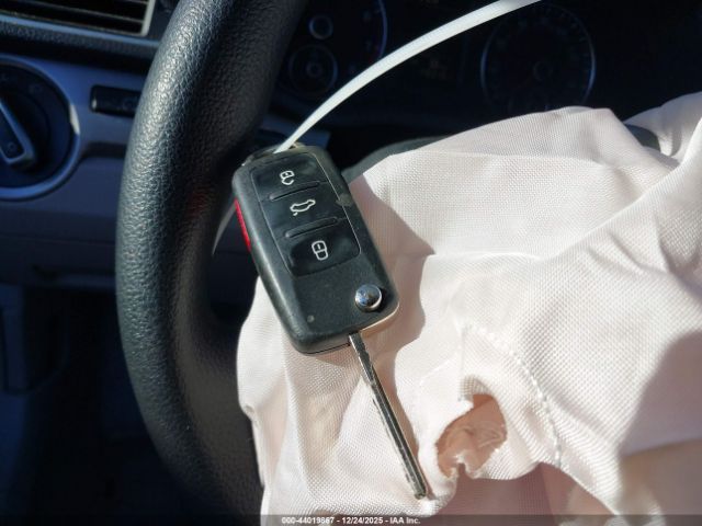 2012 VOLKSWAGEN PASSAT 1VWAP7A38CC061856 Photo 10