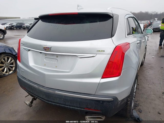 2017 CADILLAC XT5 1GYKNDRS5HZ239793 Photo 3