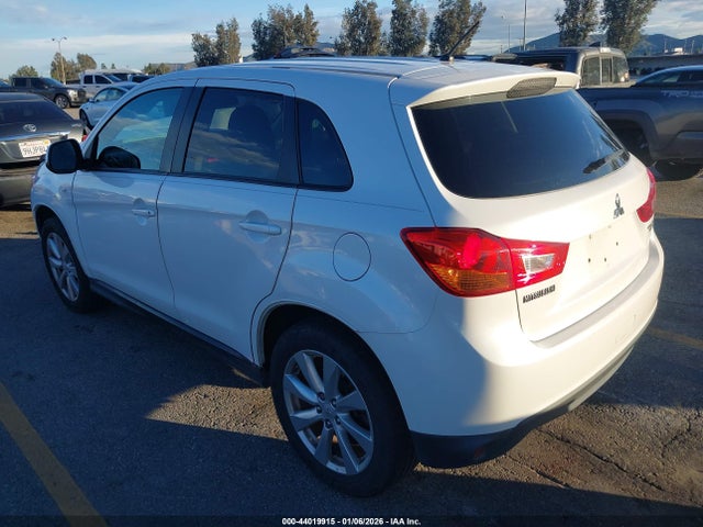 2013 MITSUBISHI OUTLANDER SPORT 4A4AP3AU0DE019684 Photo 2