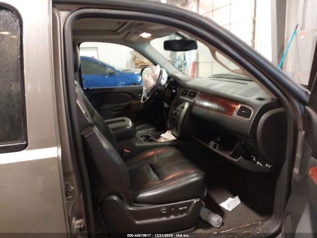 Продажа на аукционе авто 2012 Gmc Yukon Xl 1500 Slt, vin: 1GKS2KE79CR104463, номер лота: 44019917