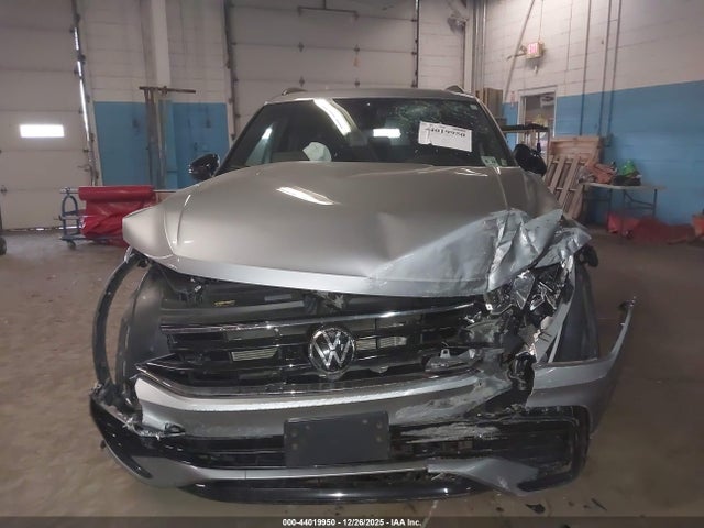 Продаж на аукціоні авто 2023 Volkswagen Tiguan 2.0t Se R-line Black, vin: 3VV8B7AX4PM028278, номер лоту: 44019950
