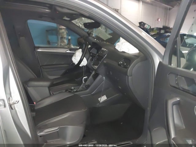 Продаж на аукціоні авто 2023 Volkswagen Tiguan 2.0t Se R-line Black, vin: 3VV8B7AX4PM028278, номер лоту: 44019950