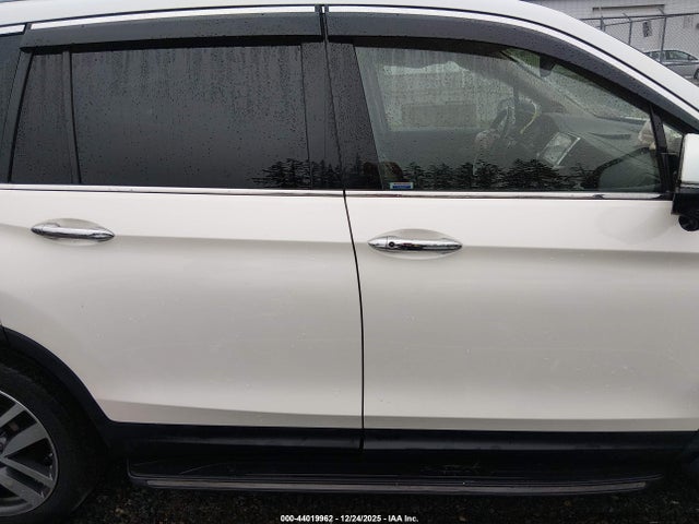 5FNYF6H95GB031926 Honda Pilot Touring