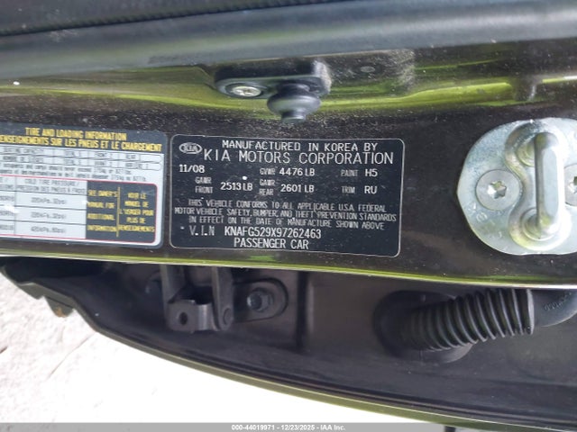 44019971 :رقم المزاد ، KNAFG529X97262463 vin ، 2009 Kia Rondo Lx مزاد بيع
