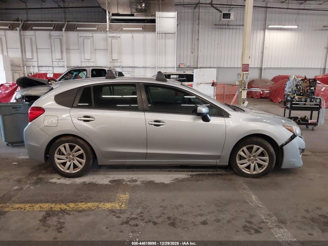 Subaru Impreza 2.0i Premium 2015 JF1GPAC69F8284485 Image 14