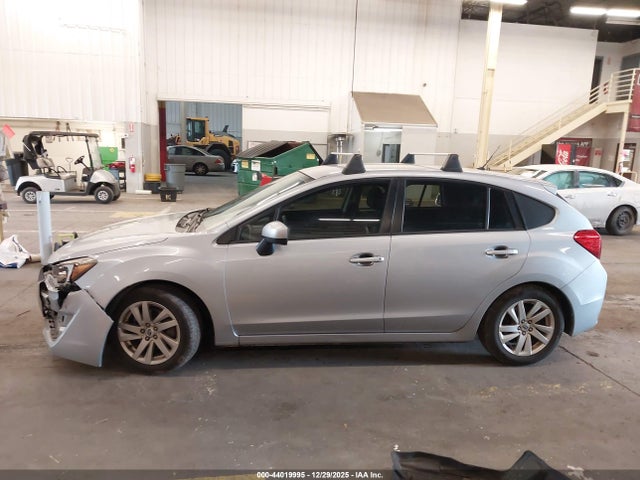 Subaru Impreza 2.0i Premium 2015 JF1GPAC69F8284485 Image 15