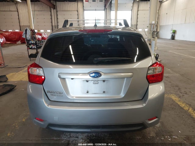 Subaru Impreza 2.0i Premium 2015 JF1GPAC69F8284485 Image 17
