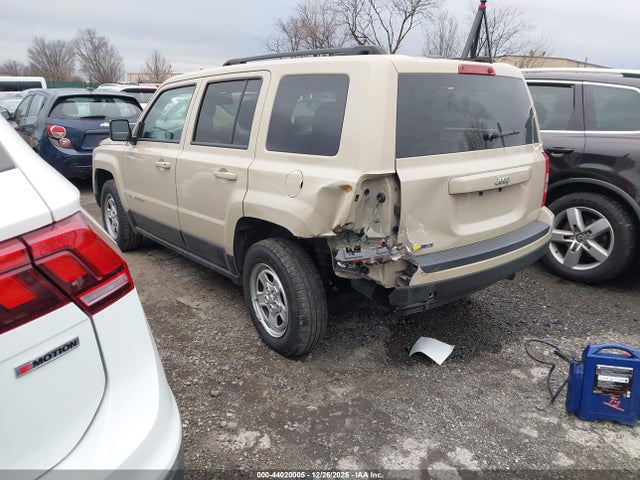 1C4NJPBB4HD103646 Jeep Patriot Sport Fwd