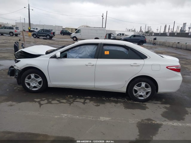 Toyota CAMRY LE 2017 4T1BF1FK2HU434622 Image 14